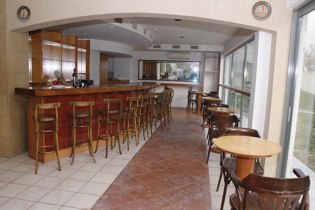 Athina Inn Hersonissos  Exterior photo
